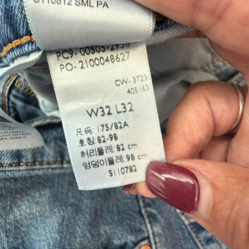 Levis 505 Regular Fit Straight Leg Jeans Mens W32 L32 Medium Wash Blue Denim - Picture 3 of 11